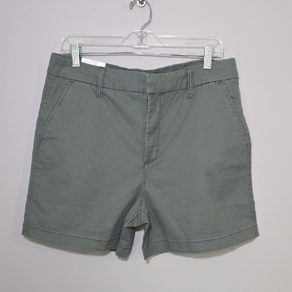Gloria Vanderbilt Gray Women's Shorts Size 12 New